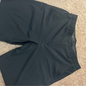 Under Armour Men's Dark Shorts